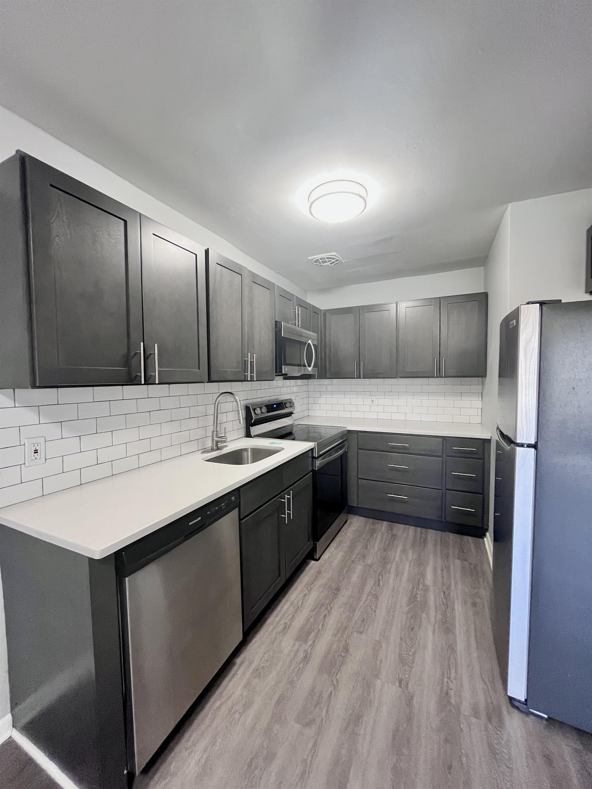 2248 Hamilton Street Apt 103