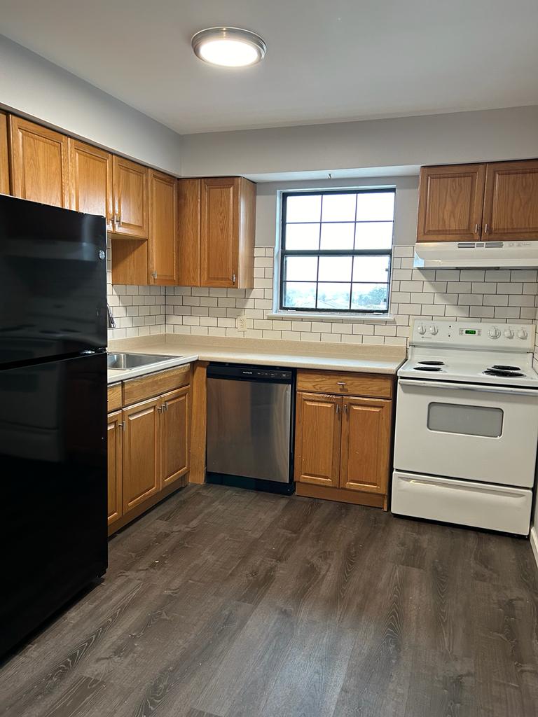 501 East Walnut Street Apt 12