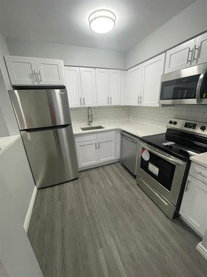 969 East Linden Street